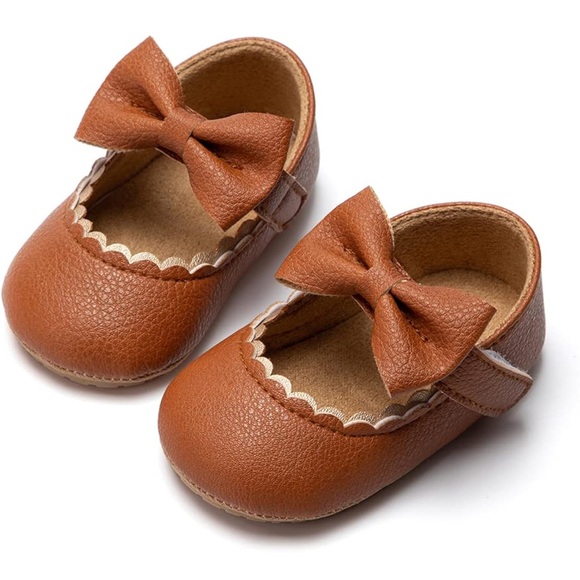 NWOT Infant Baby Girl 0-6 Months Brown Mary Jane Flats Non Slip Soft Sole Shoes - Picture 1 of 9